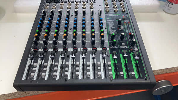 Mackie PROFX12V3 - B-Ware