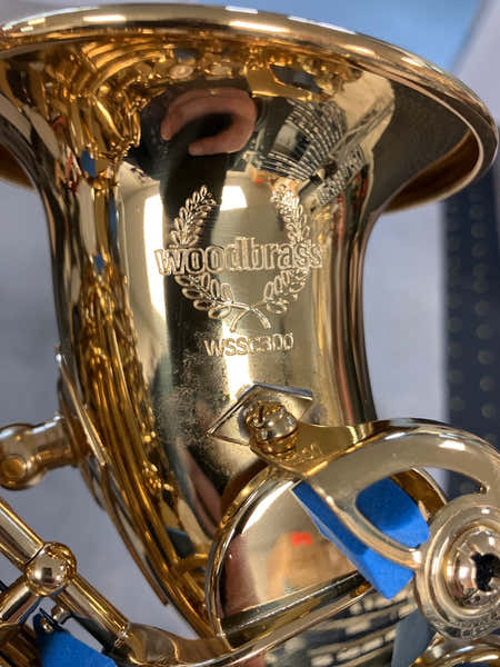 Woodbrass WSSC300 - Gebogenes Sopransaxophon B lackiert