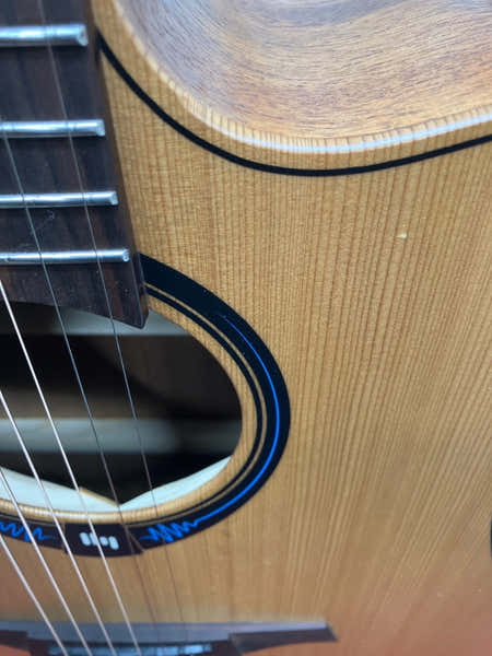 Lâg HyVibe 1 Serie 1 Dreadnought Ctw - B-Ware