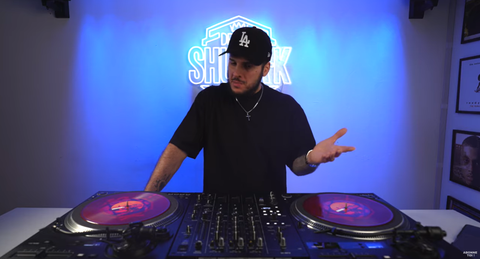 AlphaTheta DJM-V5: Club-Feeling im 3-Kanal-Format