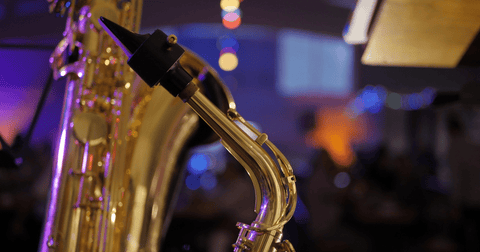 Das Saxophonmundstück: Aus welchem Material soll man wählen?