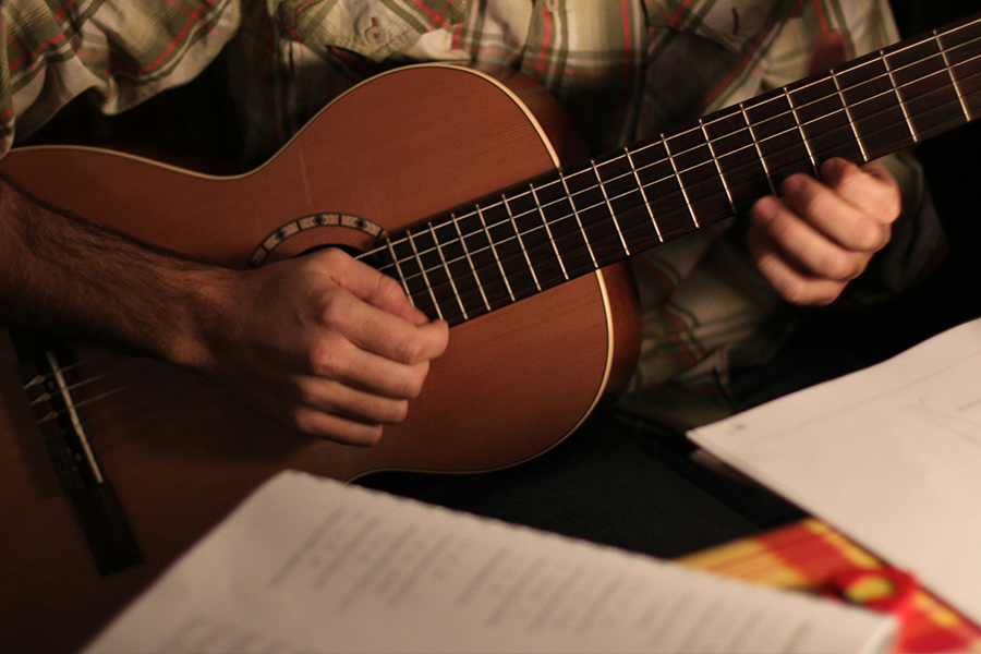 schulen und noten fur gitarre