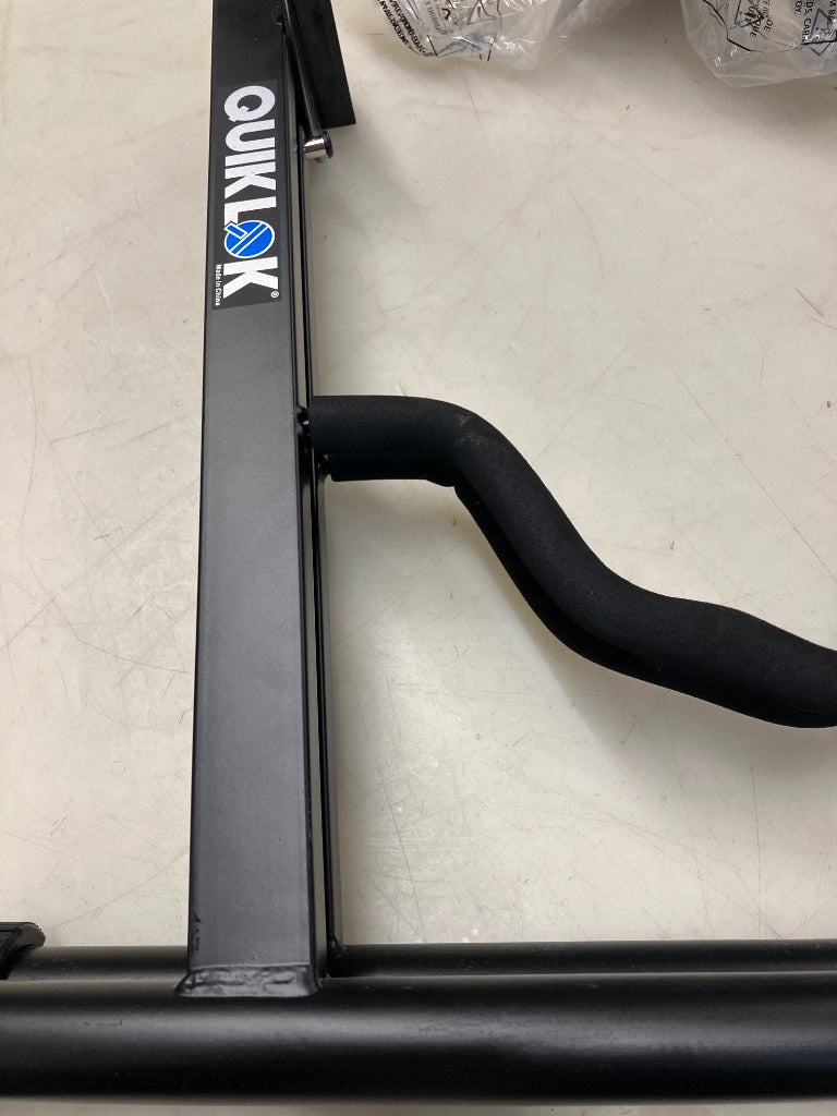 GS438 UNIVERSAL GUITAR STAND "A - B Stock