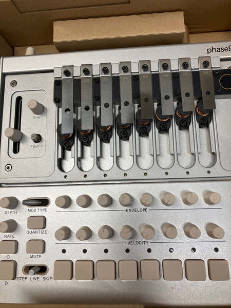 Korg Phase8 Limitierte Edition - B-Ware