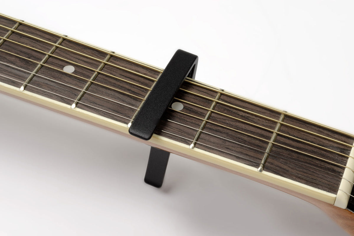 CP10EA Für E-Gitarre und Folk-Gitarre