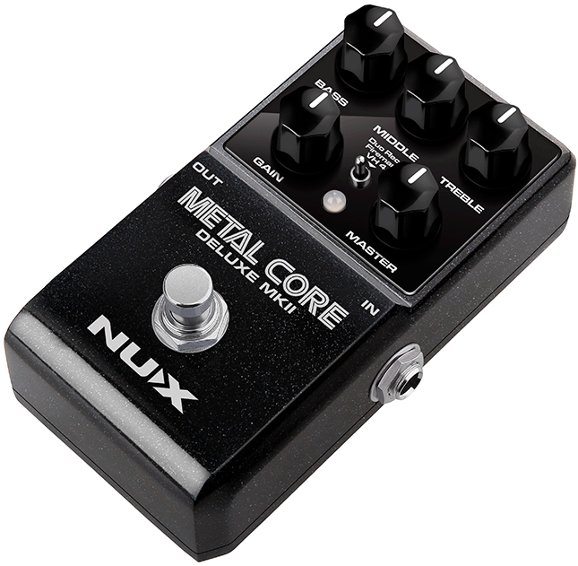 PREAMP-PEDAL MIT DREI VERSCHIEDENEN HIGH-GAIN-GITARRENVERSTÄRKER-SOUNDS