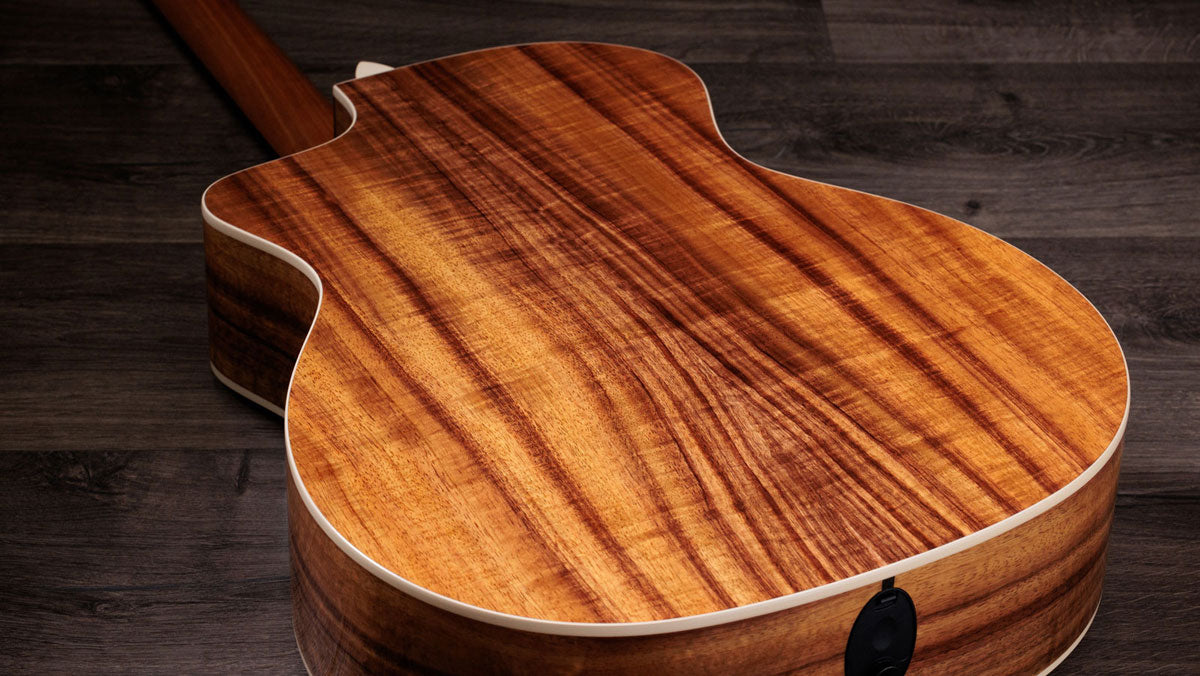 214ce-K DLX Natur Grand Auditorium