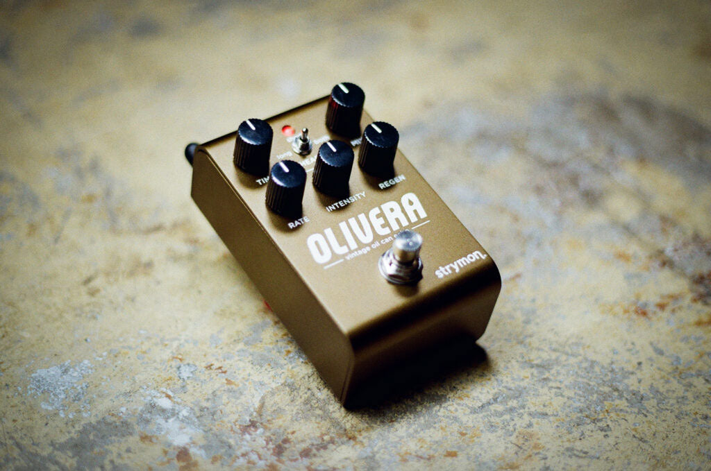Olivera Vintage Oil Can Echo