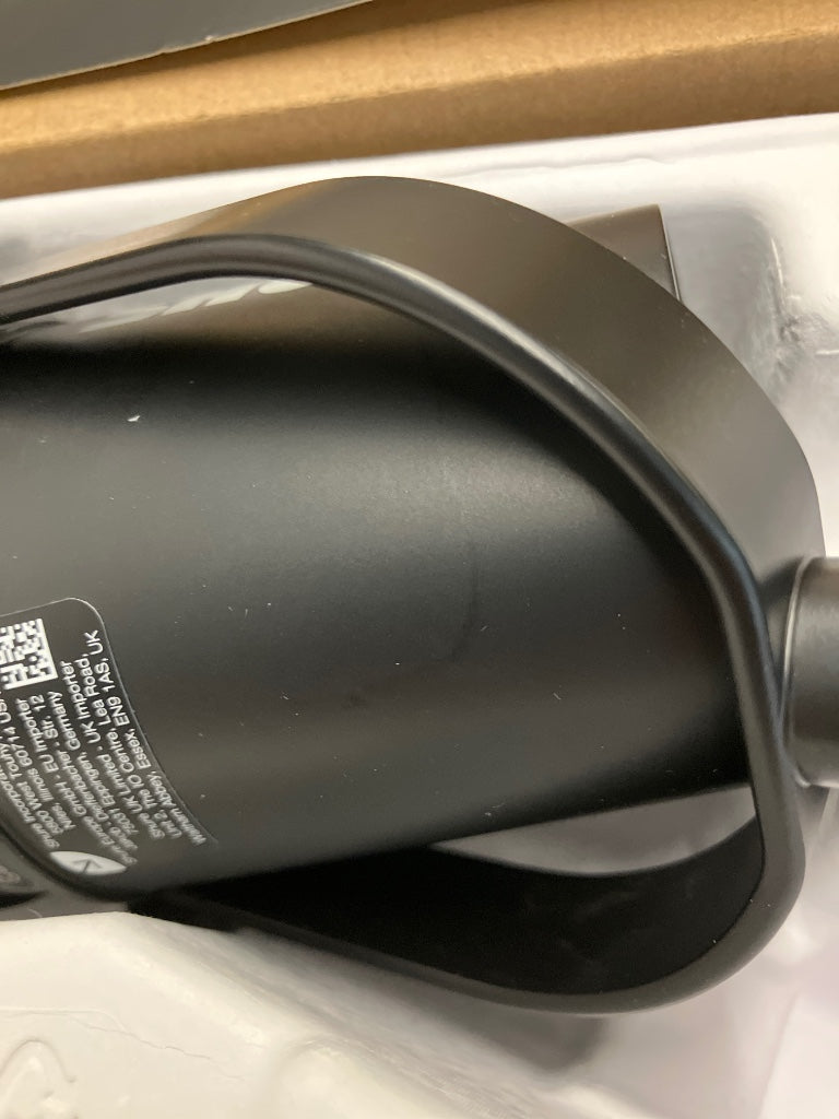 MV7+ Black - B Stock