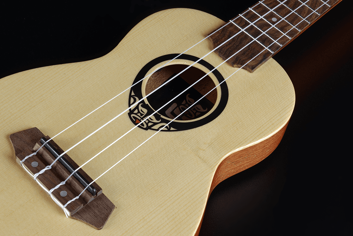 Tiki Baby Tku150Se Baby-Sopran-Ukulele Schlanker Gewölbter Boden Elektrisch