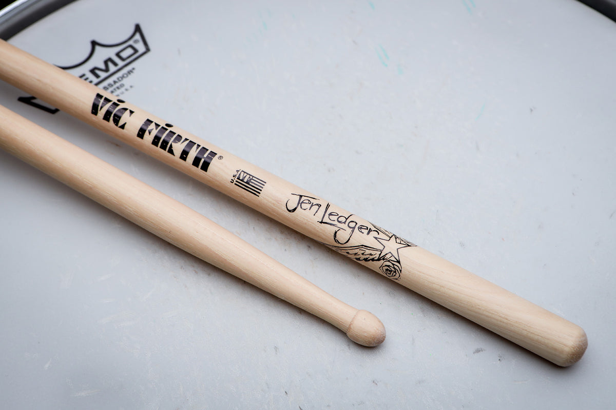 SLED - Signature Jen Ledger