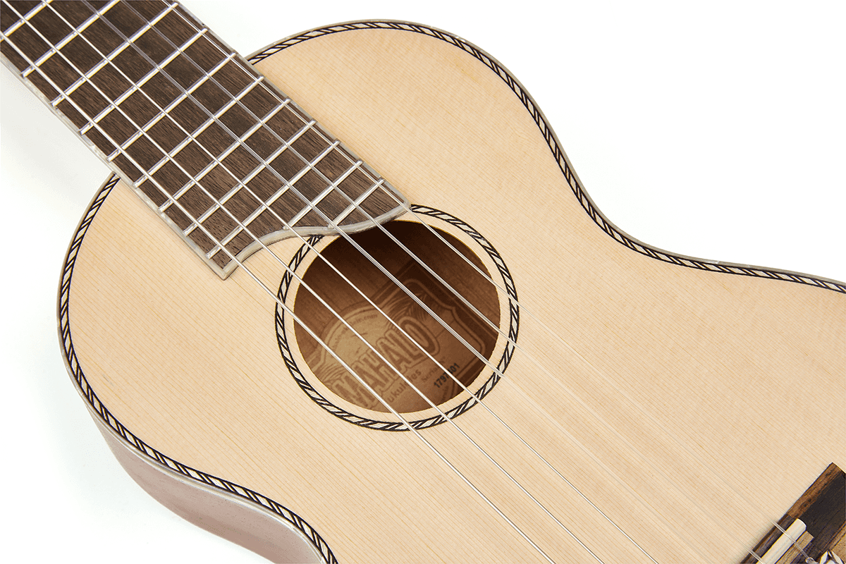 Guitalele Natur Perlenkopf + Hülle