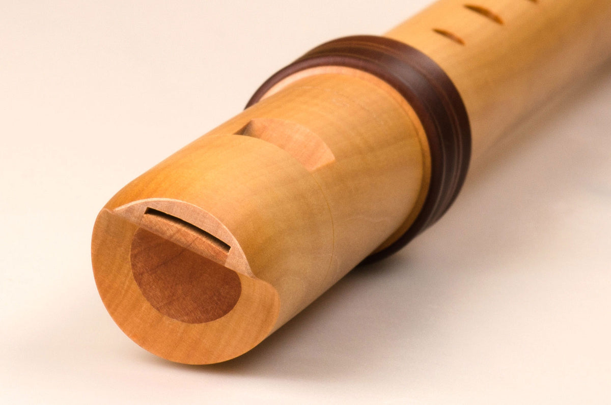 Reve D'adri Alt 4317 - Birnbaumholz (barocke Griffweise)