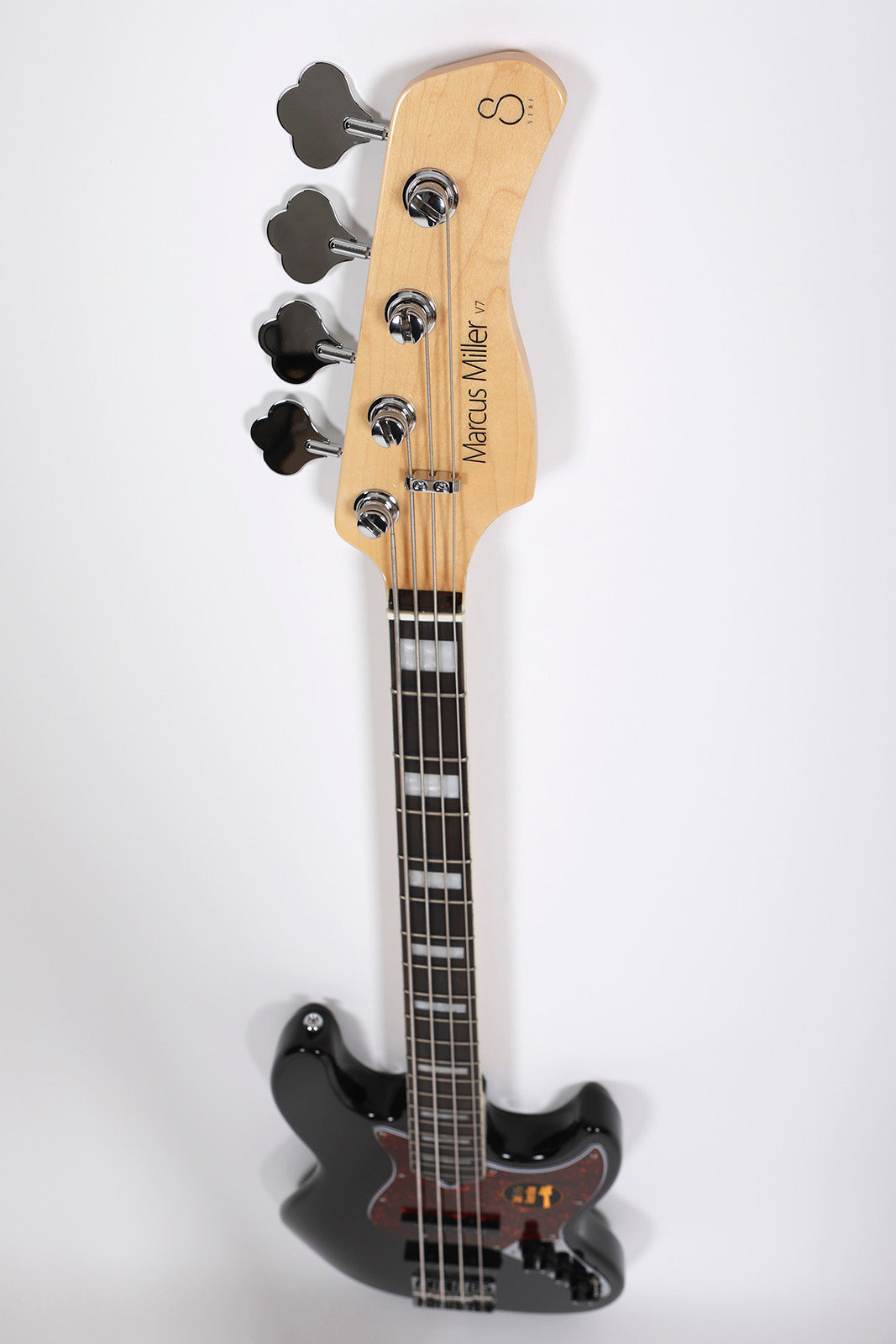 V7 Alder-4 Bk Rn