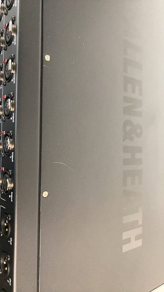 Mixracks dLive - B-Ware