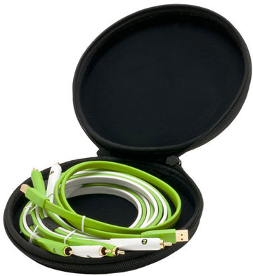 2x RCA-RCA 1m + USB 1m + Tasche