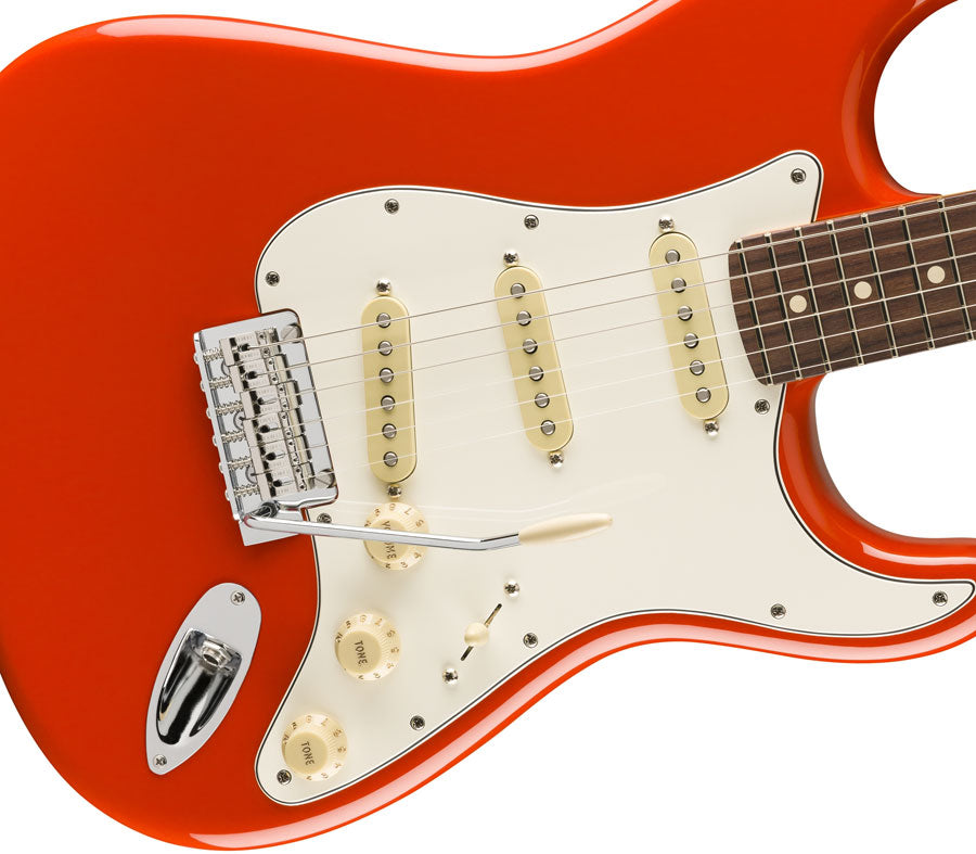 Stratocaster Player II RW Korallenrot