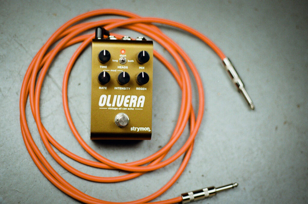 Olivera Vintage Oil Can Echo