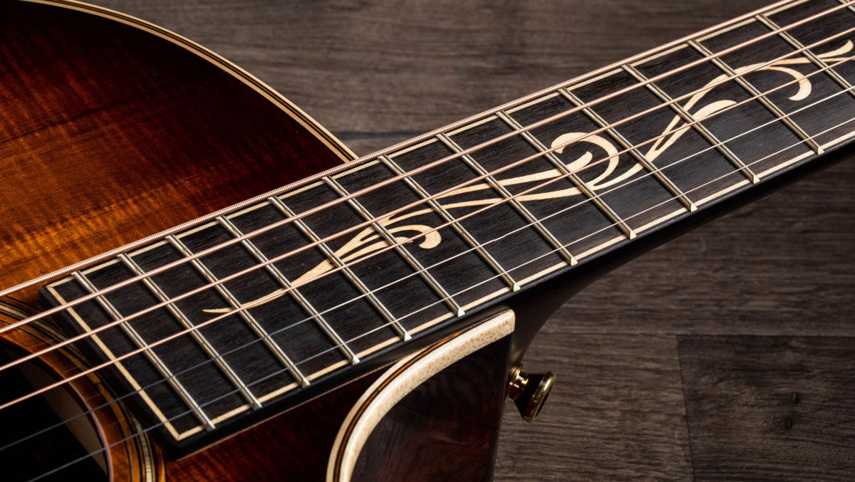 K24ce Hawaiianisches Koa Schattiertes Edgeburst Grand Auditorium