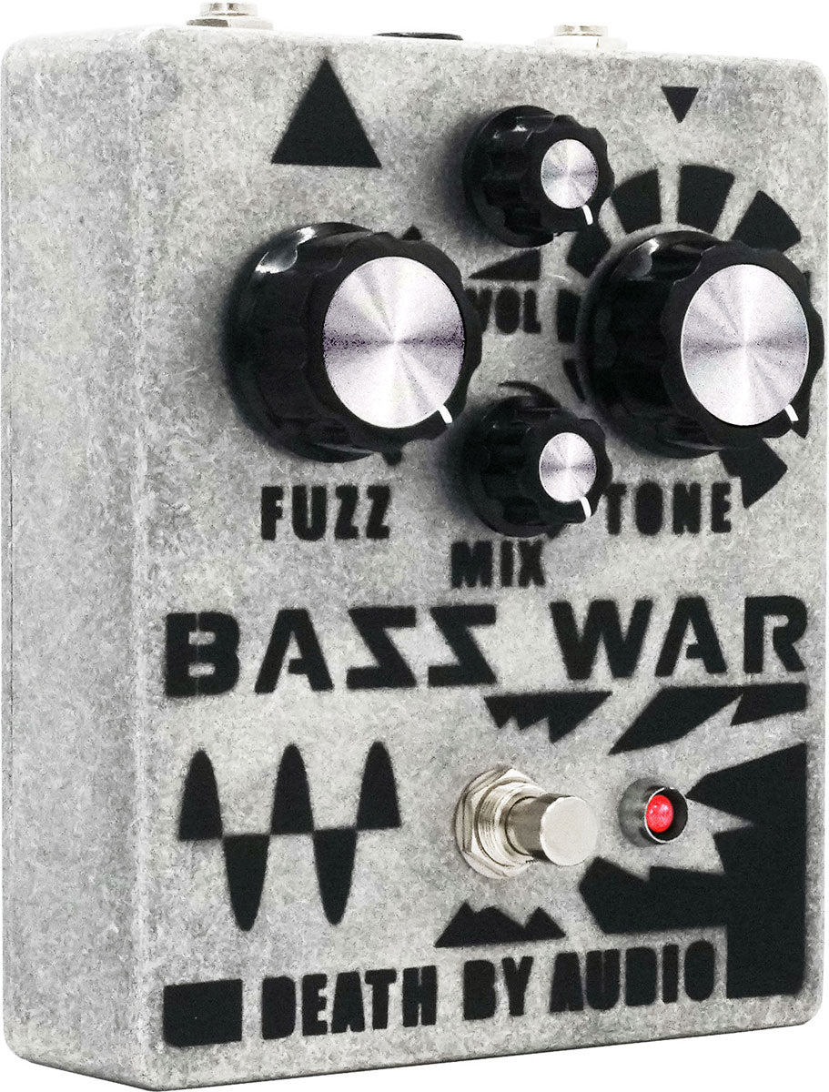 BASS WAR FUZZ