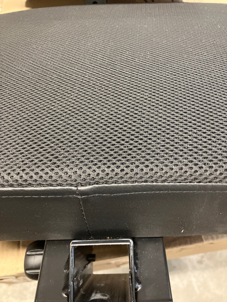 Gitarrensitz und -ständer - B-Ware