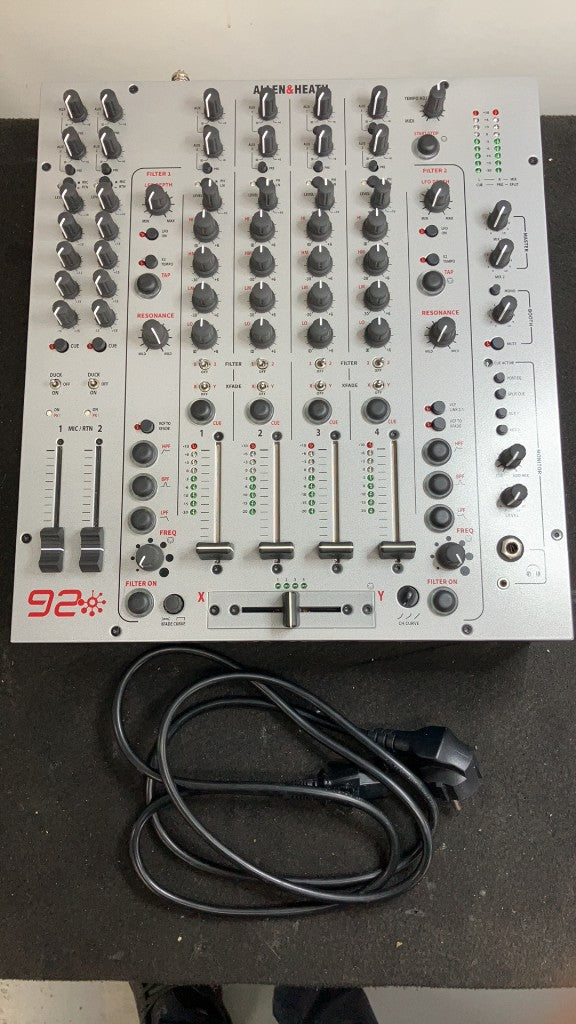 Allen & Heath Xone:92 Limitierte Edition 20TH Jubiläum B-Ware