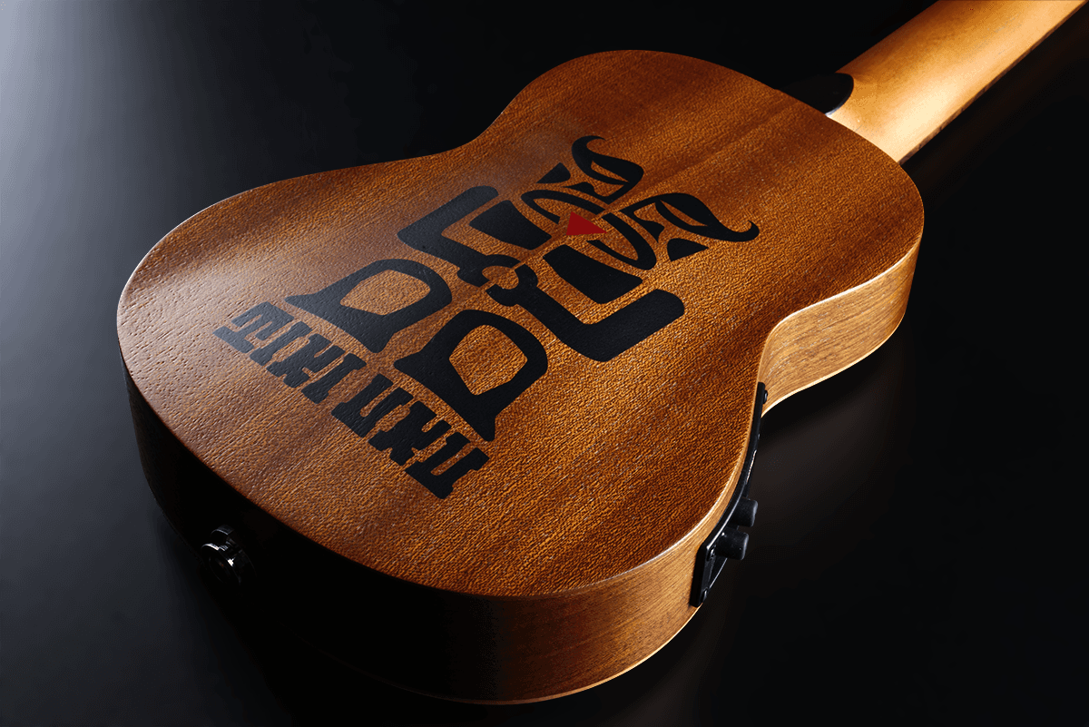 Tiki Baby Tku150Se Baby-Sopran-Ukulele Schlanker Gewölbter Boden Elektrisch