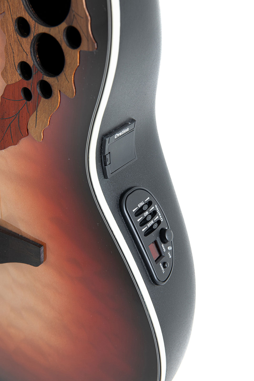 E-Akustikgitarre Celebrity Elite Plus Mid Cutaway Lefthand Ruby Burst