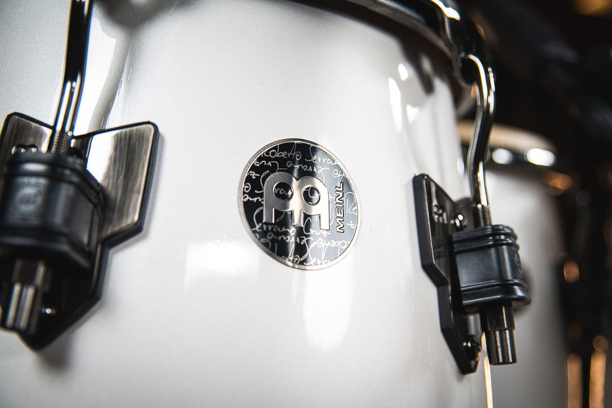 Artist Series Roberto Serrano Conga 11 3/4" /REMO® Fiberskyn Heads - Pearl White