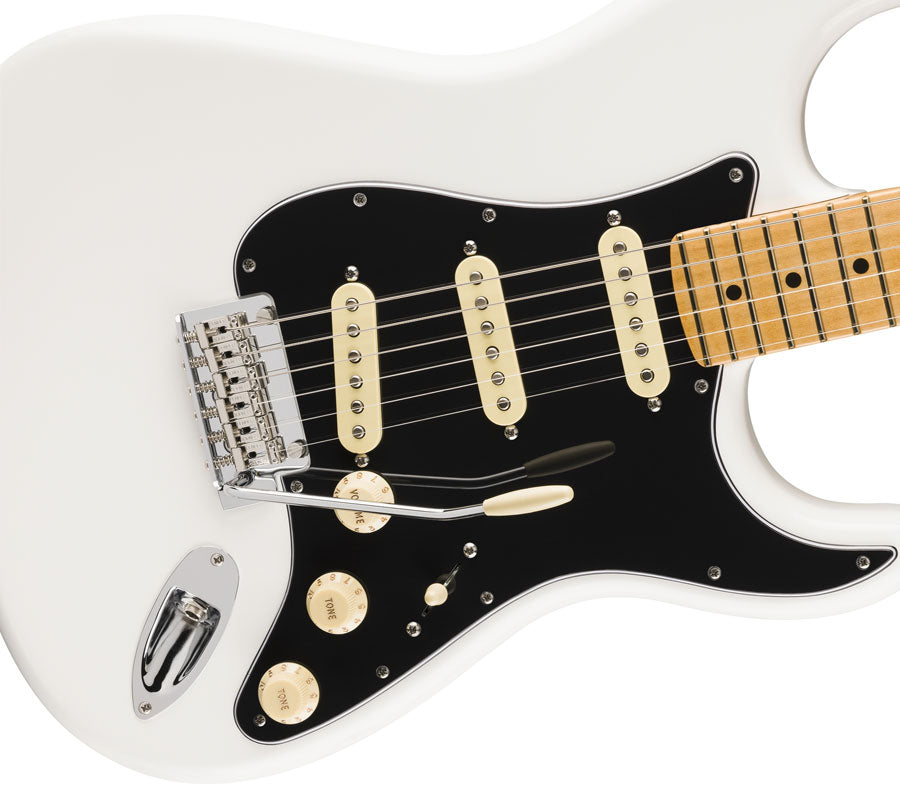 Stratocaster Player II MN Polarweiß