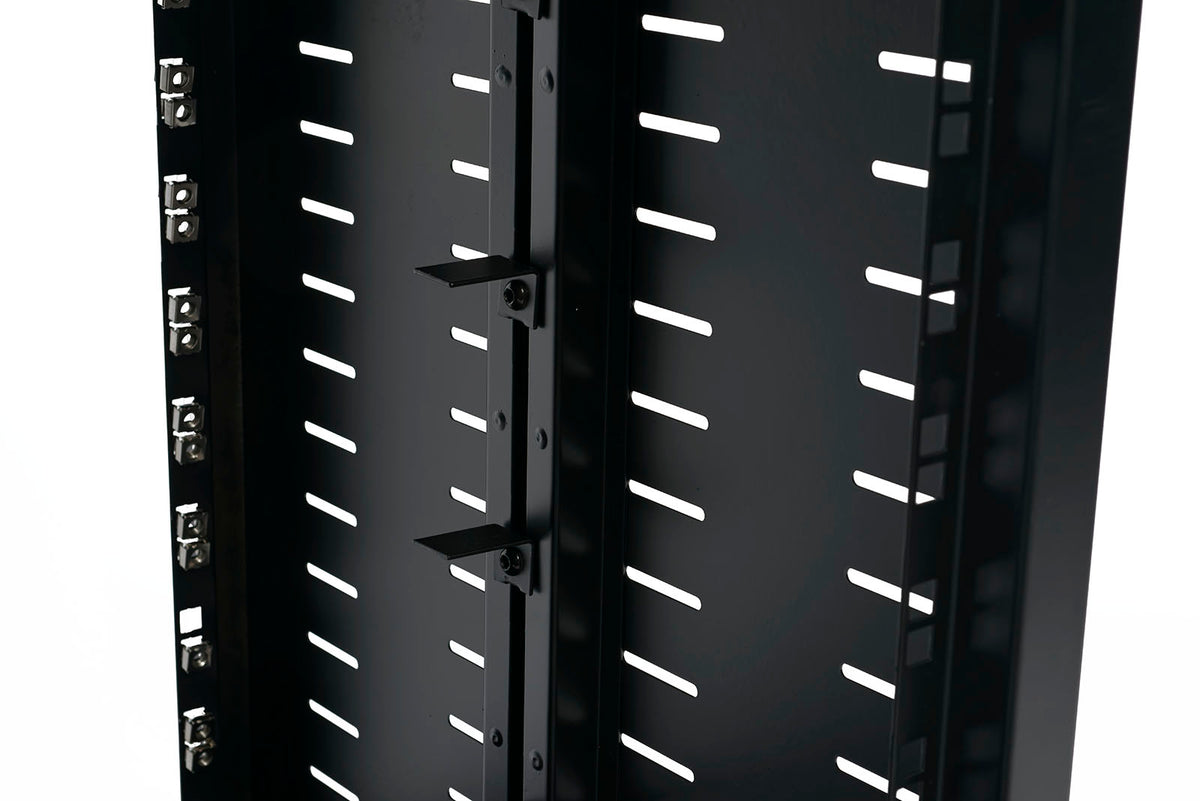 16HE STUDIO RACK
