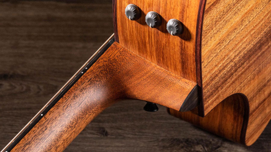 724Ce Grand Auditorium Hochglanz