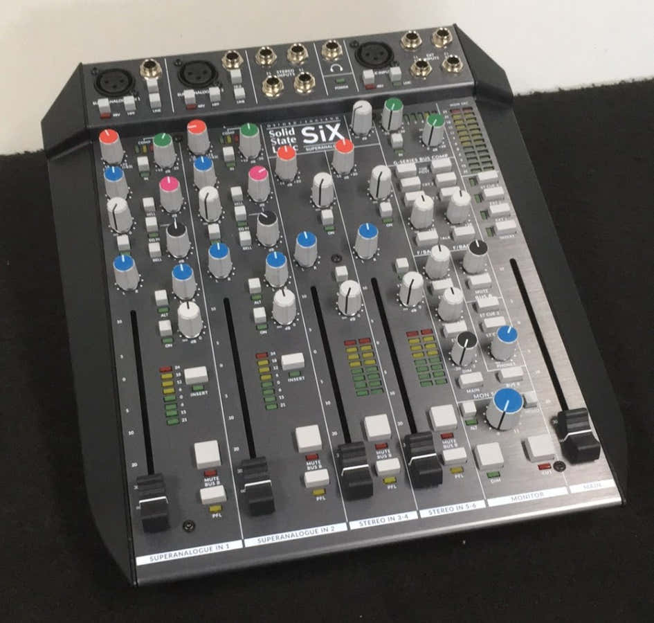 Six - B-Ware