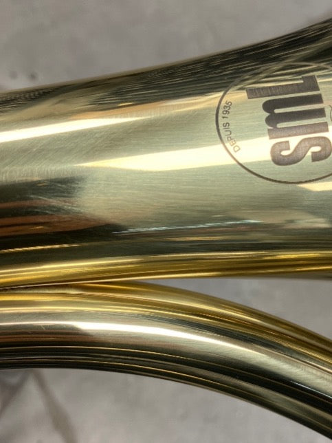 FFH83 Es-Horn - Lackiertes Messing - Im Etui - B-Ware