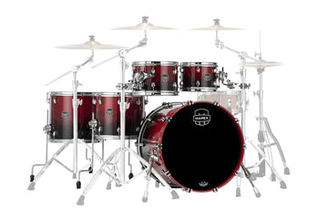 Saturn V Studio 22 Scharlachroter Verlauf