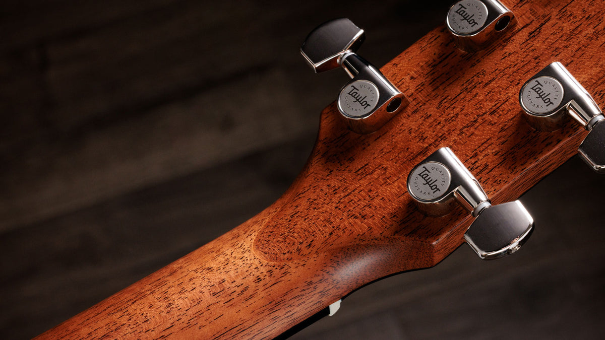 Trey Hensley Gold Label 510e Antikblond Signature Dreadnought