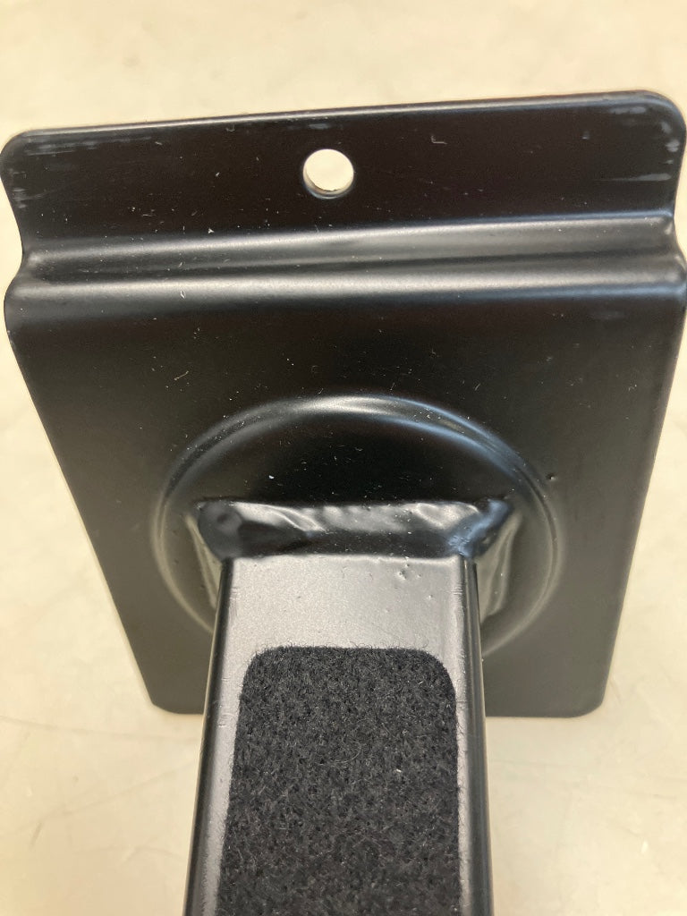 44110-000-55 PRODUCT SUPPORT ARM BLACK - B Stock