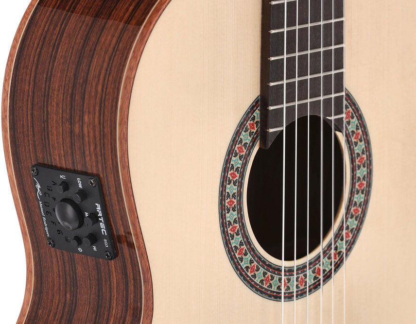 Exótica Santos Pavo Real Elektro-Akustik Fichte/Santos EX-SS-EA glänzend