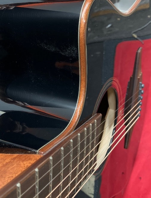 Tramontane T118DCE-BLK Dreadnought Cutaway Elektro Schwarz - B-Ware
