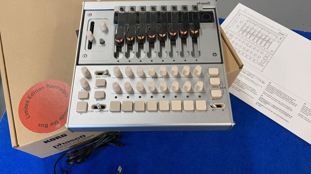 Phase8 Limitierte Edition - B-Ware
