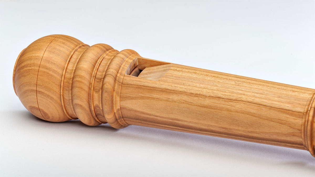 Denner Bass 551 - Kirschbaum (Barocke Griffweise)