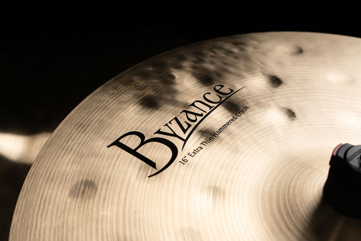 B16ETHC - Traditionelle extra-dünne gehämmerte Crash Byzance 16"