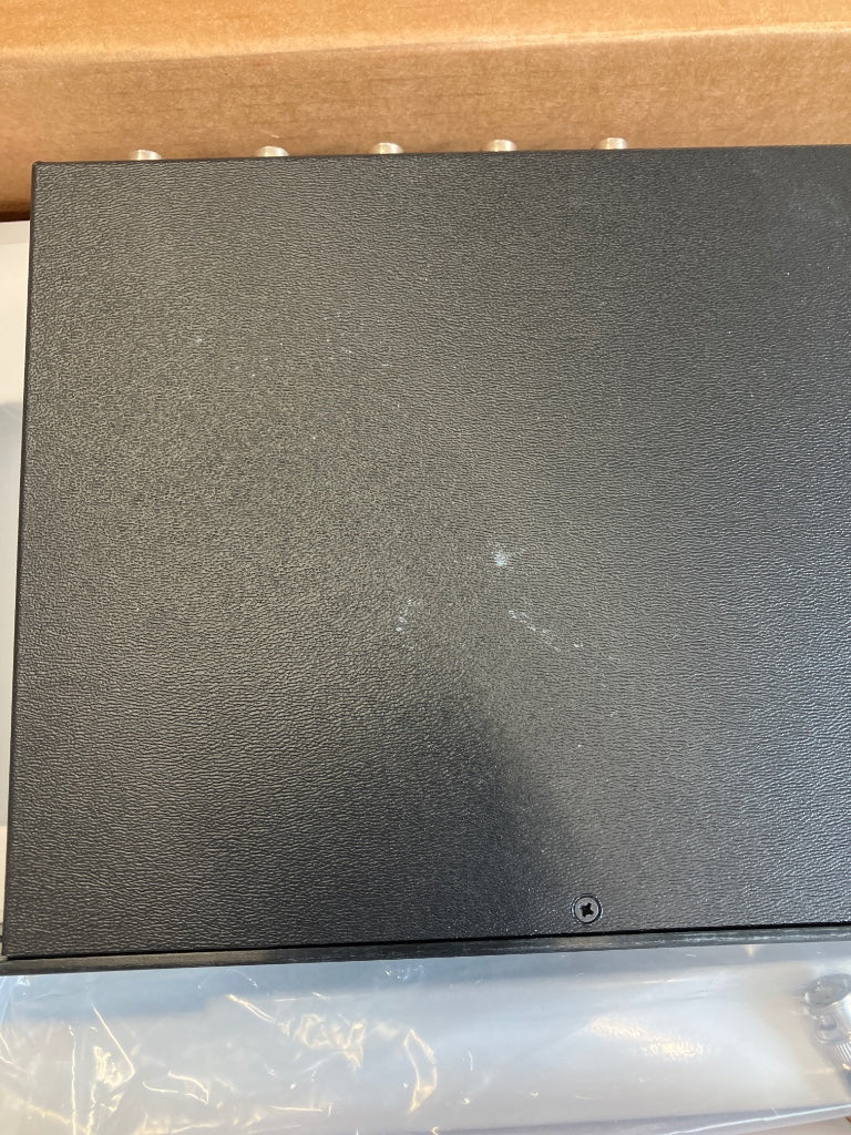 UA844SWB-E - B Stock
