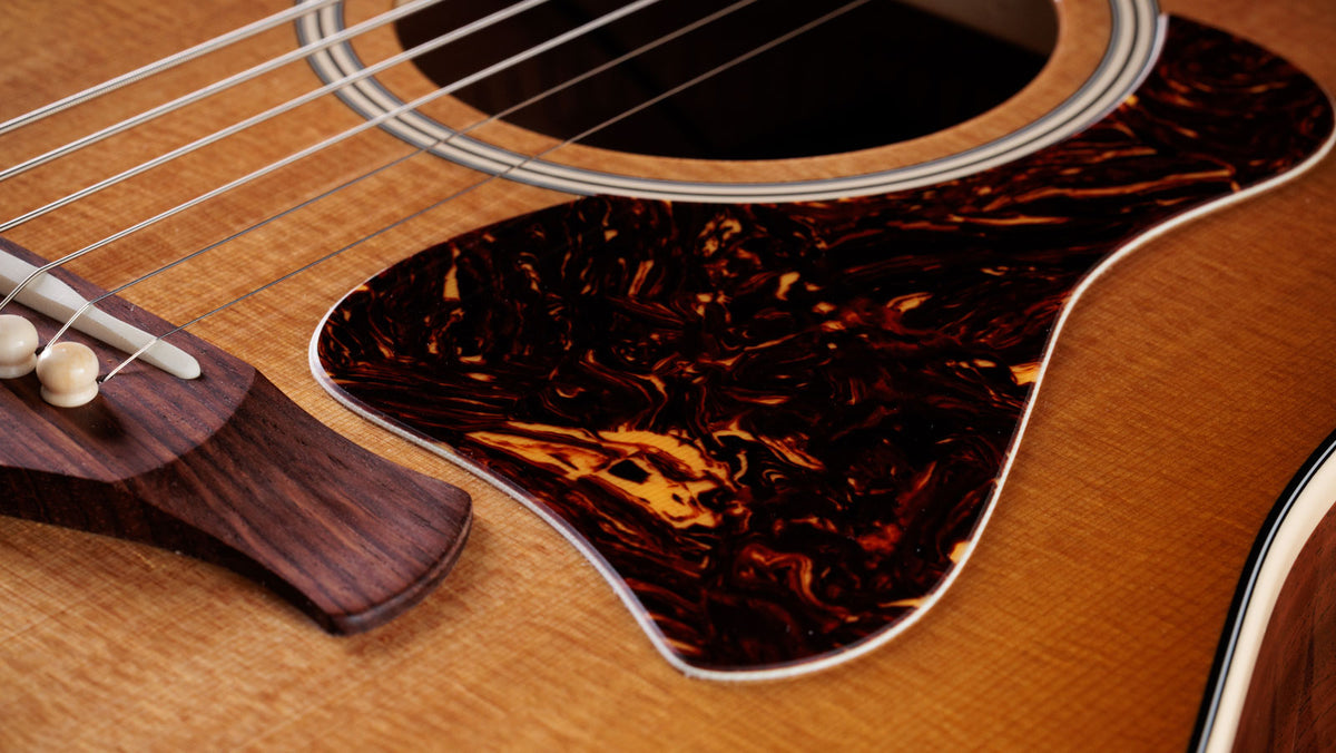 Trey Hensley Gold Label 510e Antikblond Signature Dreadnought