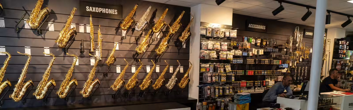 Woodbrass Store Blasinstrumente & Noten